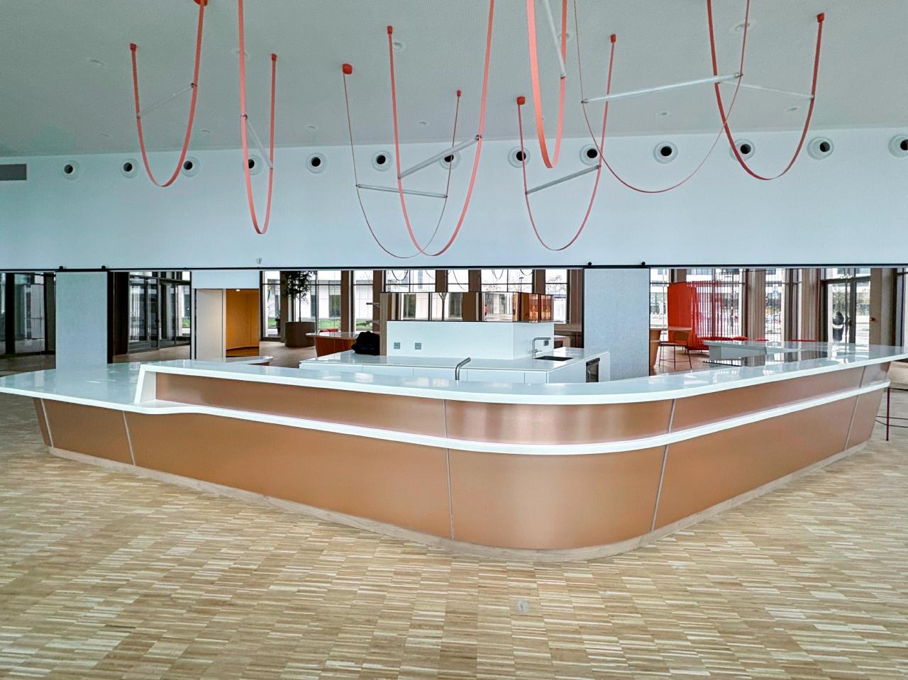 Bureau La Plaine Saint-Denis 24400m² Location bureau La Plaine Saint-Denis Seine-Saint-Denis OLBUR2100477 0